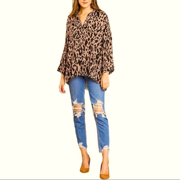 Umgee Animal Print Long Sleeve V-Neck Tunic Oversized Top - Picture 3 of 9